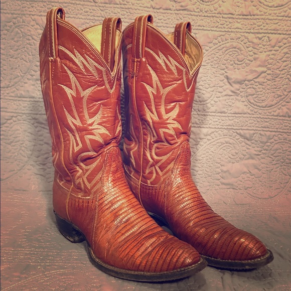Tony Lama Shoes - Vintage Tony Lama ladies lizard boots.